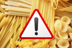Pasta e simbolo attenzione